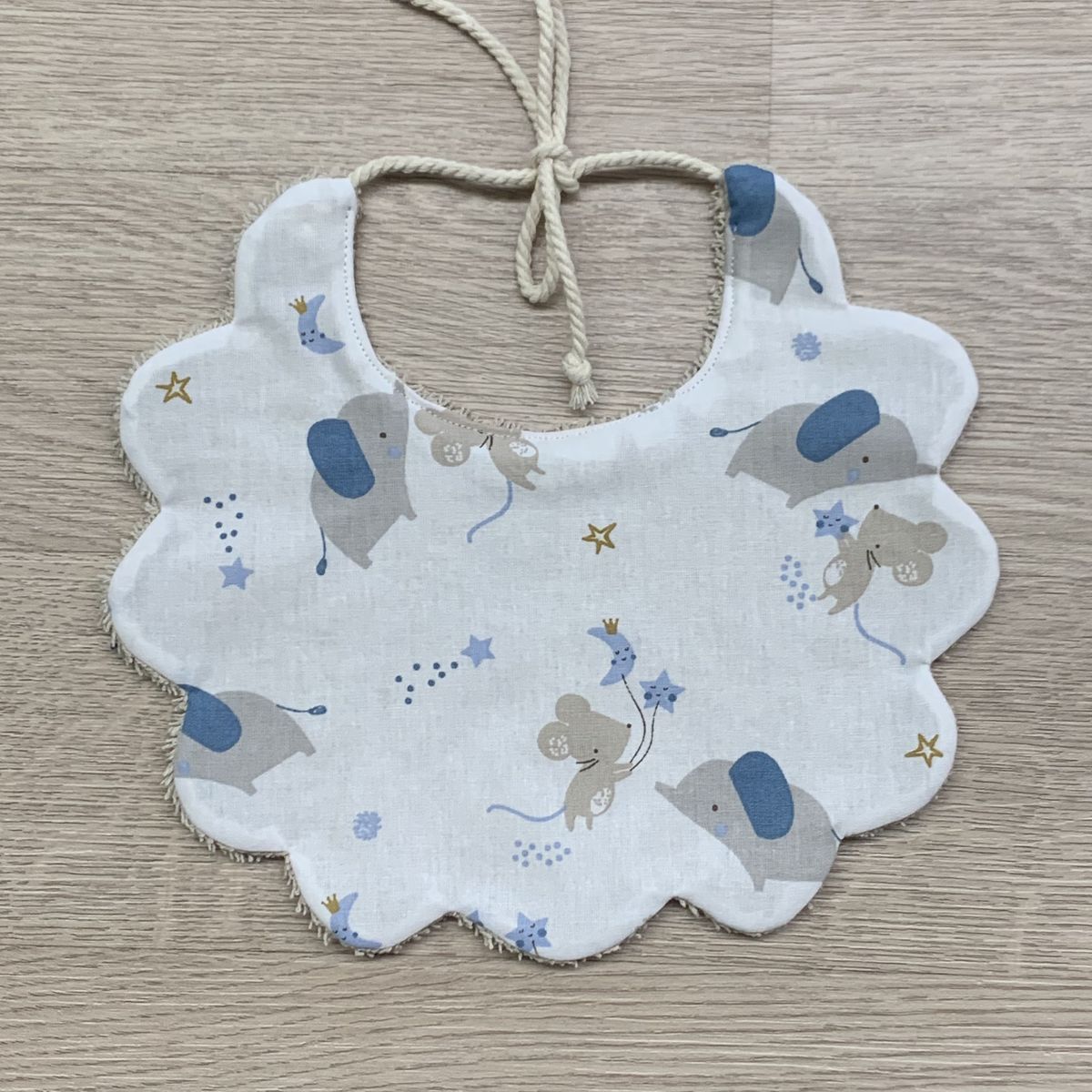 Bavaglino per neonato/a 🌸 – Idea regalo per nuova nascita 🎁- personalizzabile - elefantini e topolini