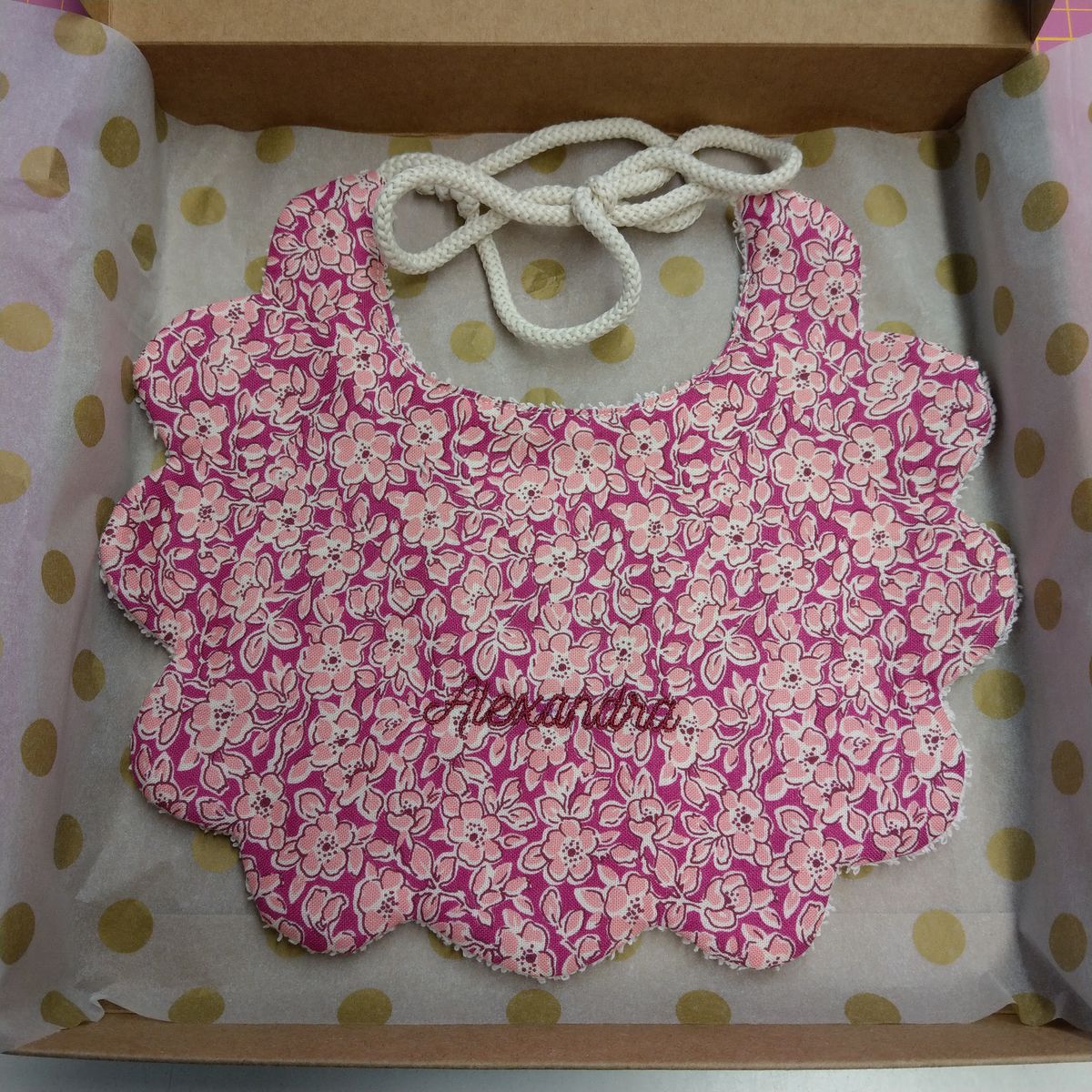 Bavaglino per neonata 🌸 – Idea regalo per nuova nascita 🎁- personalizzabile - fiorellini
