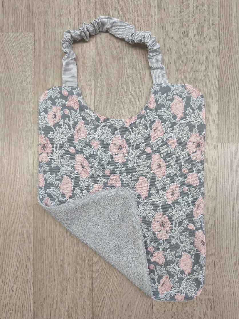 Bavaglia con elastico per bimbi - fiori Liberty