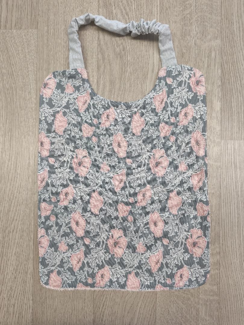 Bavaglia con elastico per bimbi - fiori Liberty