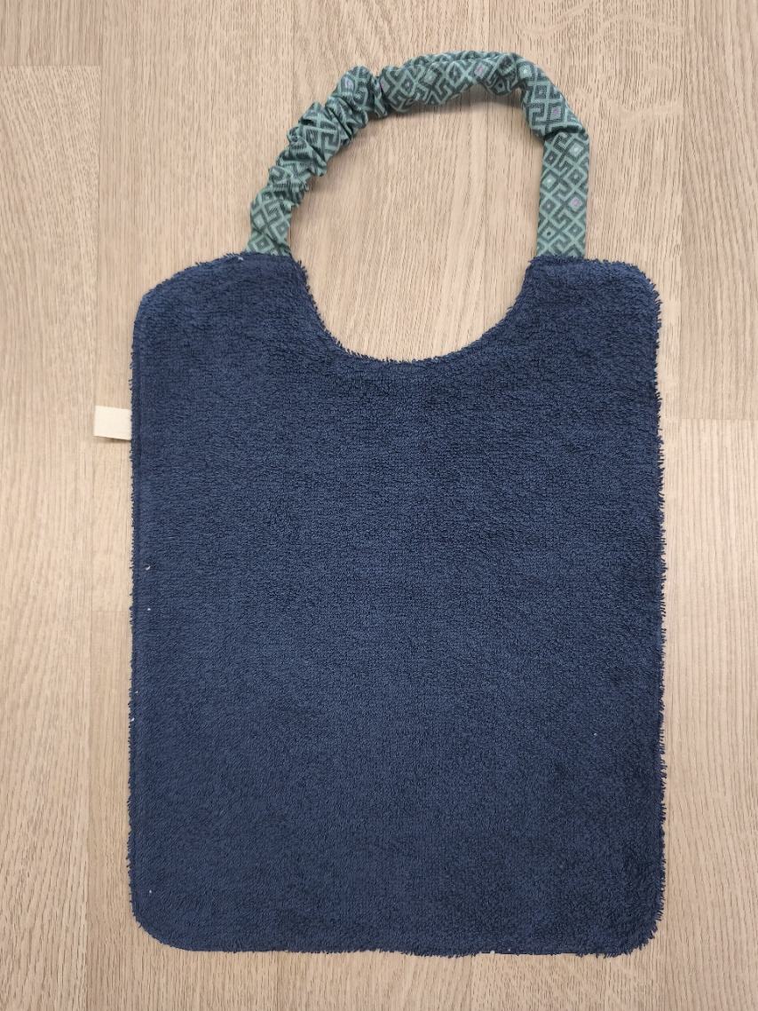 Bavaglino double face con elastico per bambini - frecce su fondo blu
