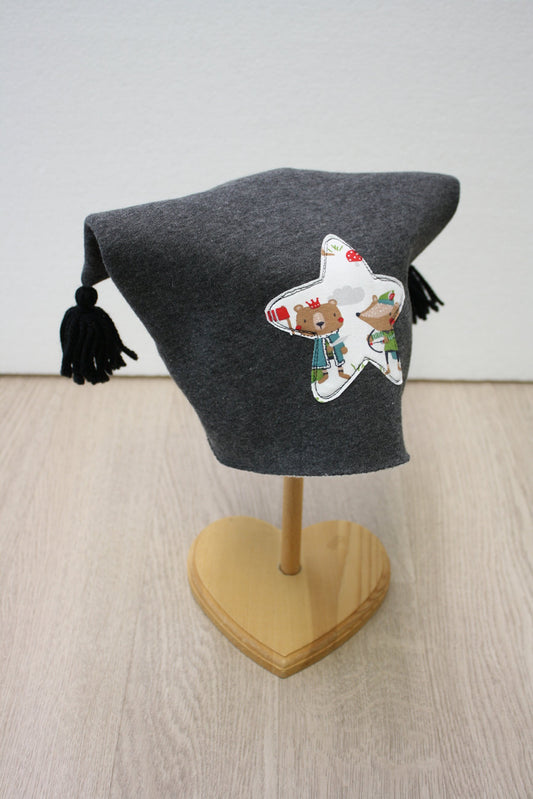 Berretto in felpa grigia con stellina Robin Hood- taglia 6-8 anni