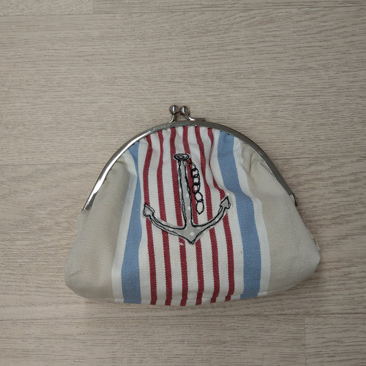 borsellino clic clac a righe marinare con ricamo di ancora