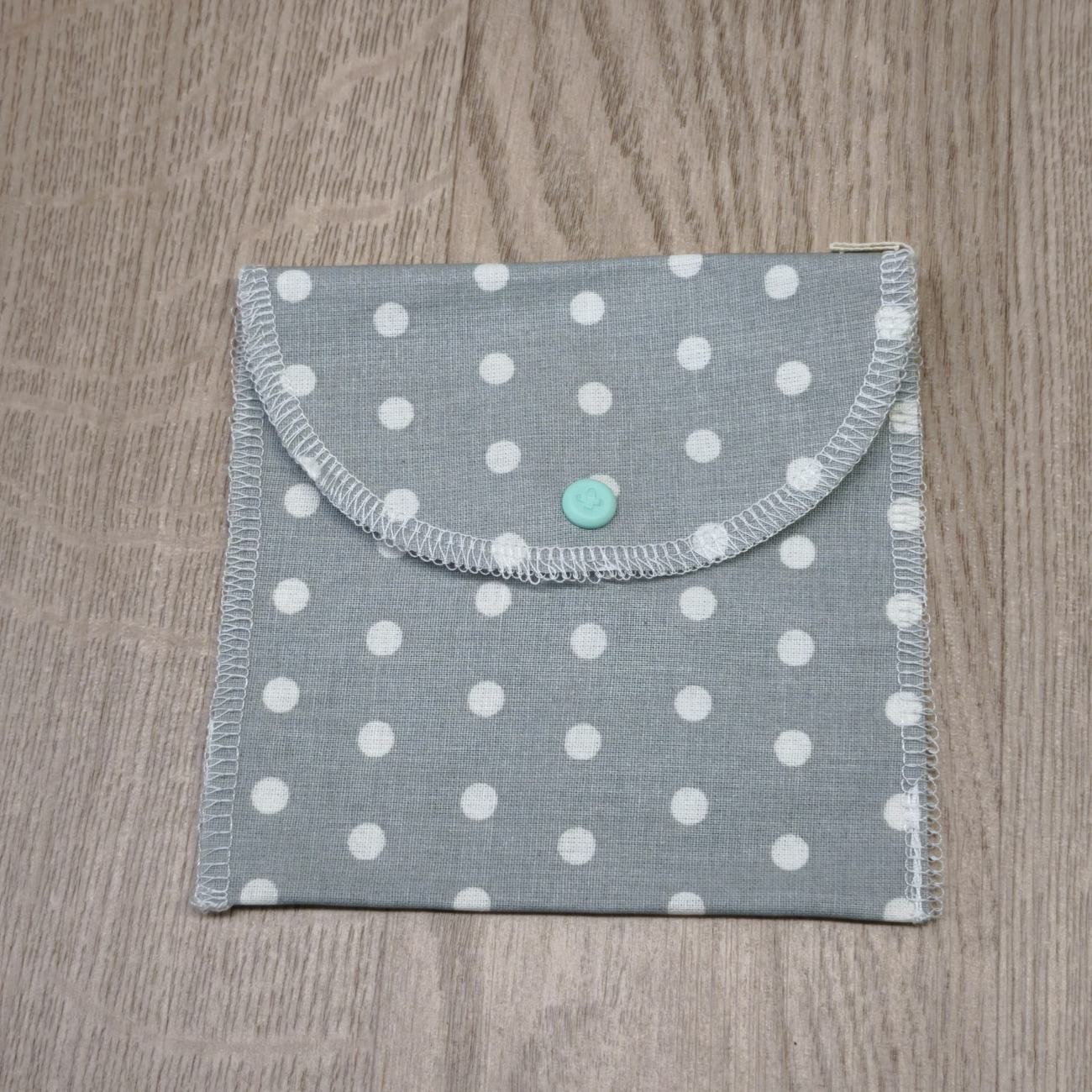 Bustina cerata verde/grigio pois