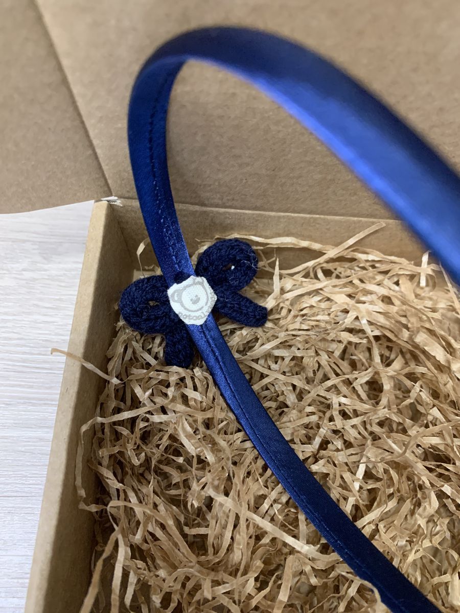Cerchietto per bambina in raso blu con fiocchetto tricotin