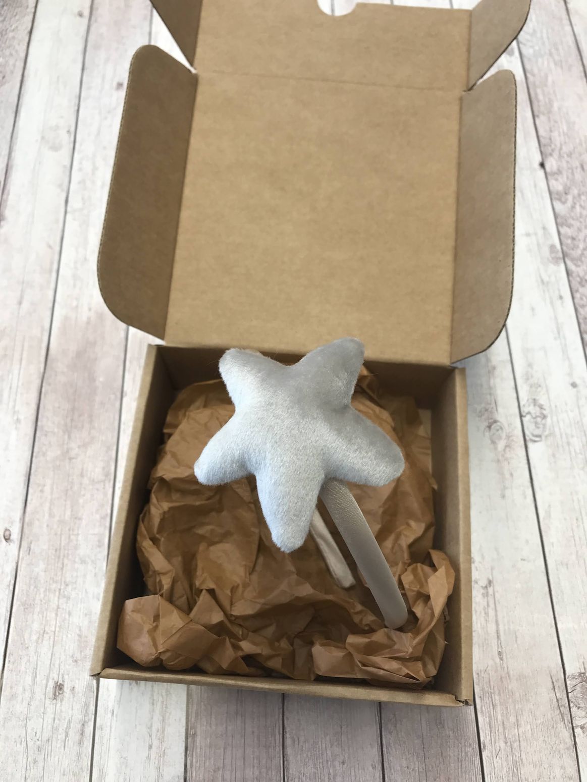 cerchiello con stella in velluto grigio