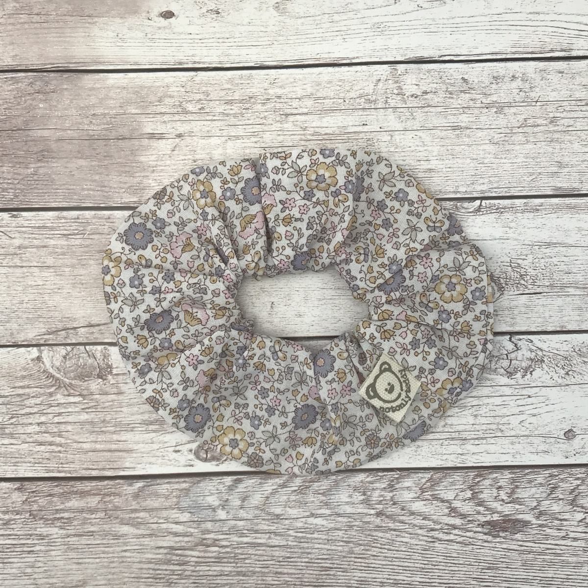 Scrunchie - elastico per capelli - fiorellini lilla