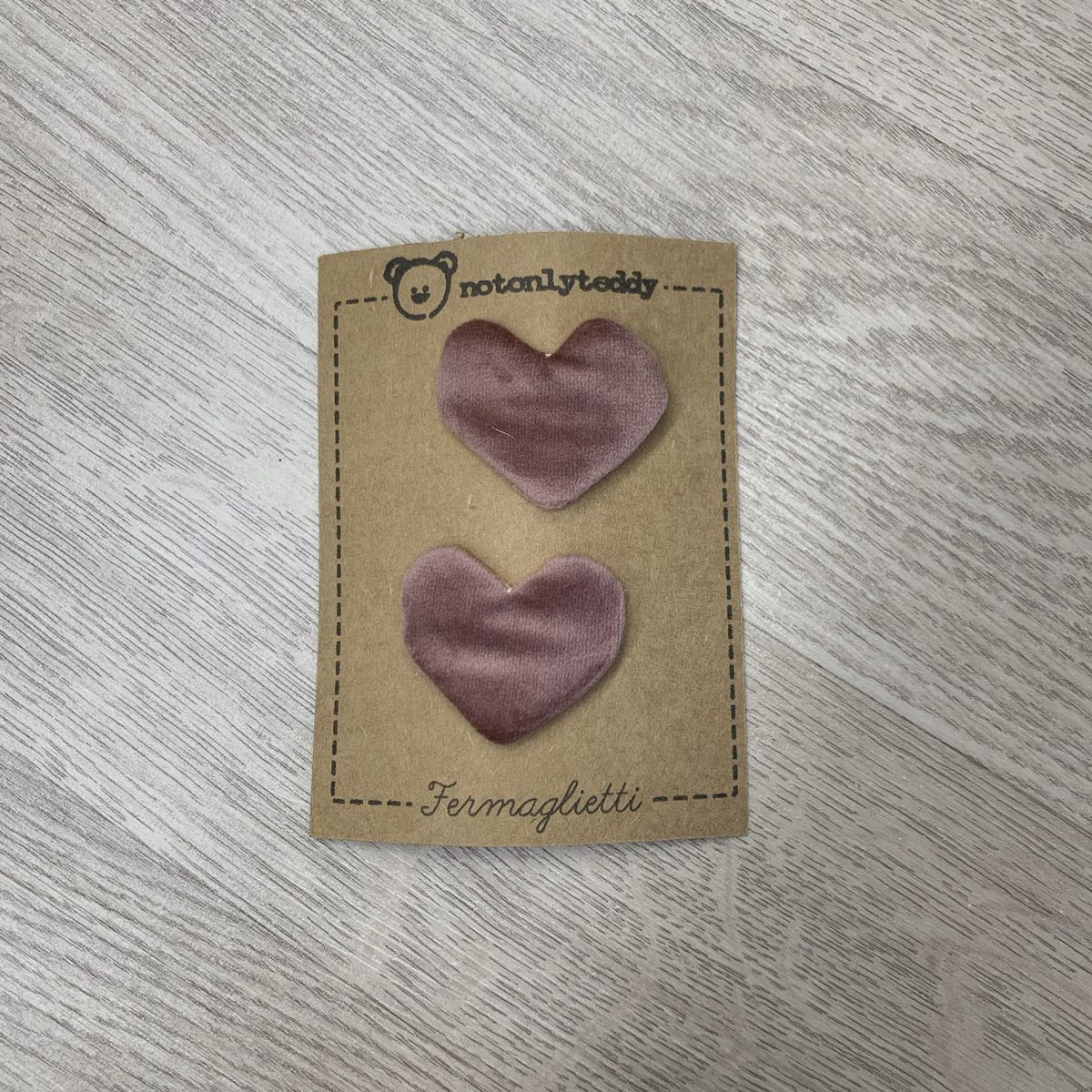 fermaglietti piccoli a forma di cuore in velluto rosa