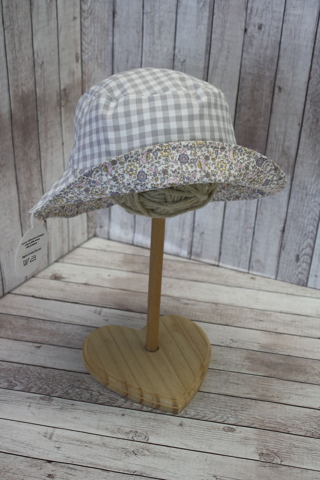 Cappellino pescatore, cappellino parasole double-face, fiorellini chiari e quadretti grigi - Taglia 3-5 anni