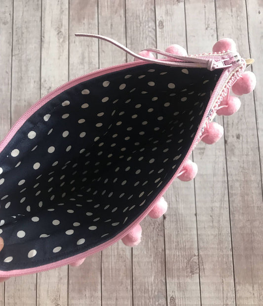 Busta mare a righe con pompon e manichetto con mongolfiera