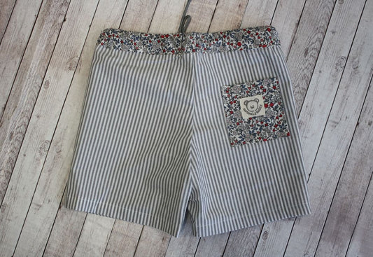Pantaloncini mare bambino - righine e fiorellini - pronta consegna taglia 4 anni