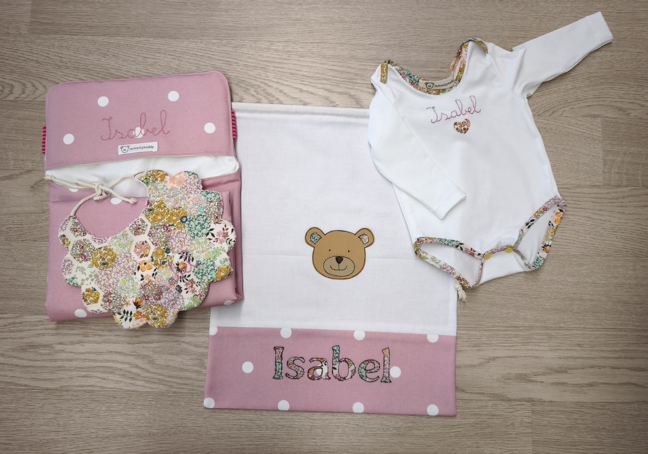 Fasciatoio da viaggio pieghevole portapannolini – Rosa bacchette magiche e fiori – personalizzabile