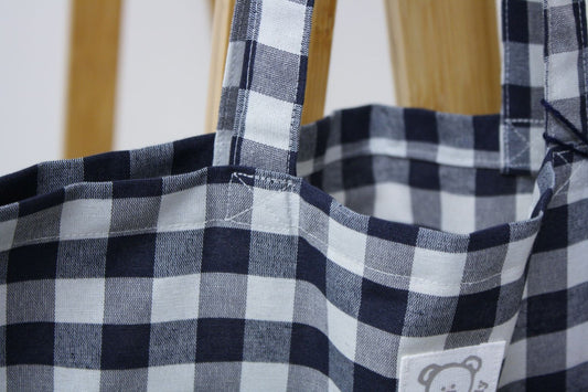cuciture di shopper bag a quadri blu