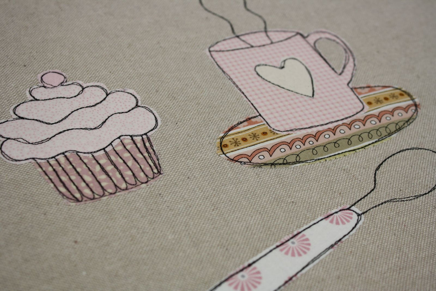 Tovaglietta colazione con cupcake e mug fumante 🍵🧁🐻 - personalizzabile