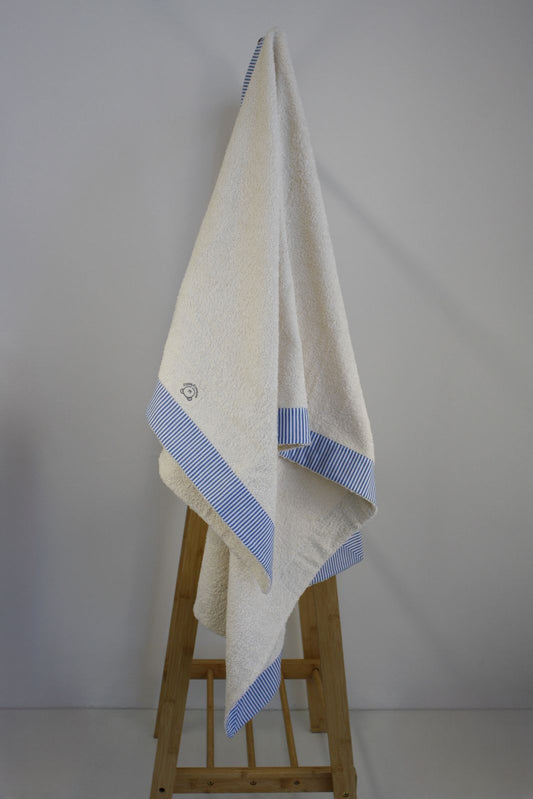 🏖️ Telo mare bambino con bordo in cotone a righe bianche e blu - fatto a mano