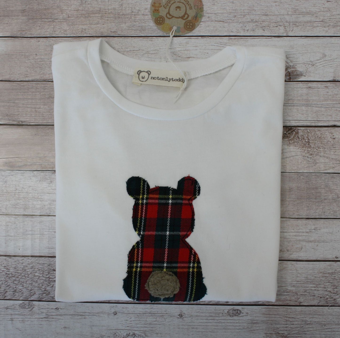 Maglietta natalizia a maniche lunghe con orsetto scozzese