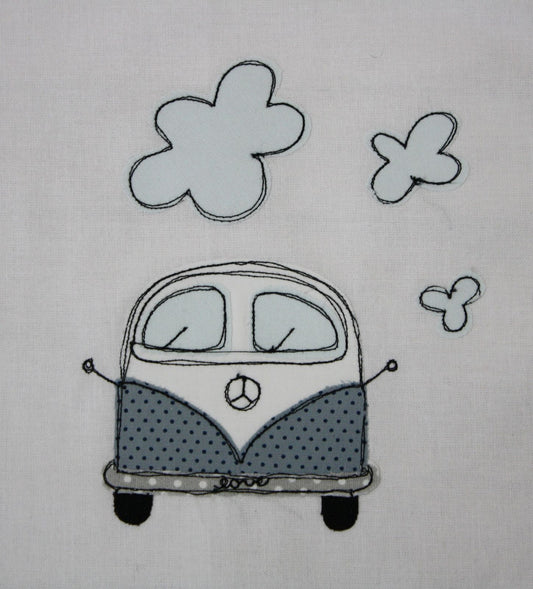 Zainetto semplice con ricamo di furgoncino – dettaglio ricamo