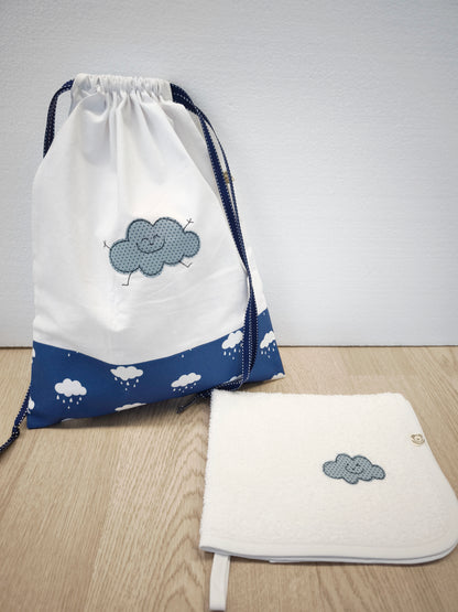 Set nuvolette blu con sacchetto e asciugamano 