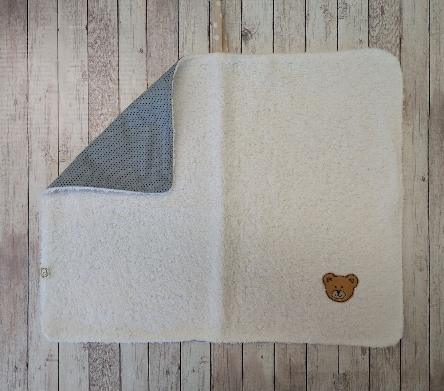 Asciugamano double face con ricamo di Teddy