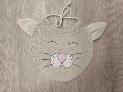 bavaglino per neonato a forma di musetto di gatto beige