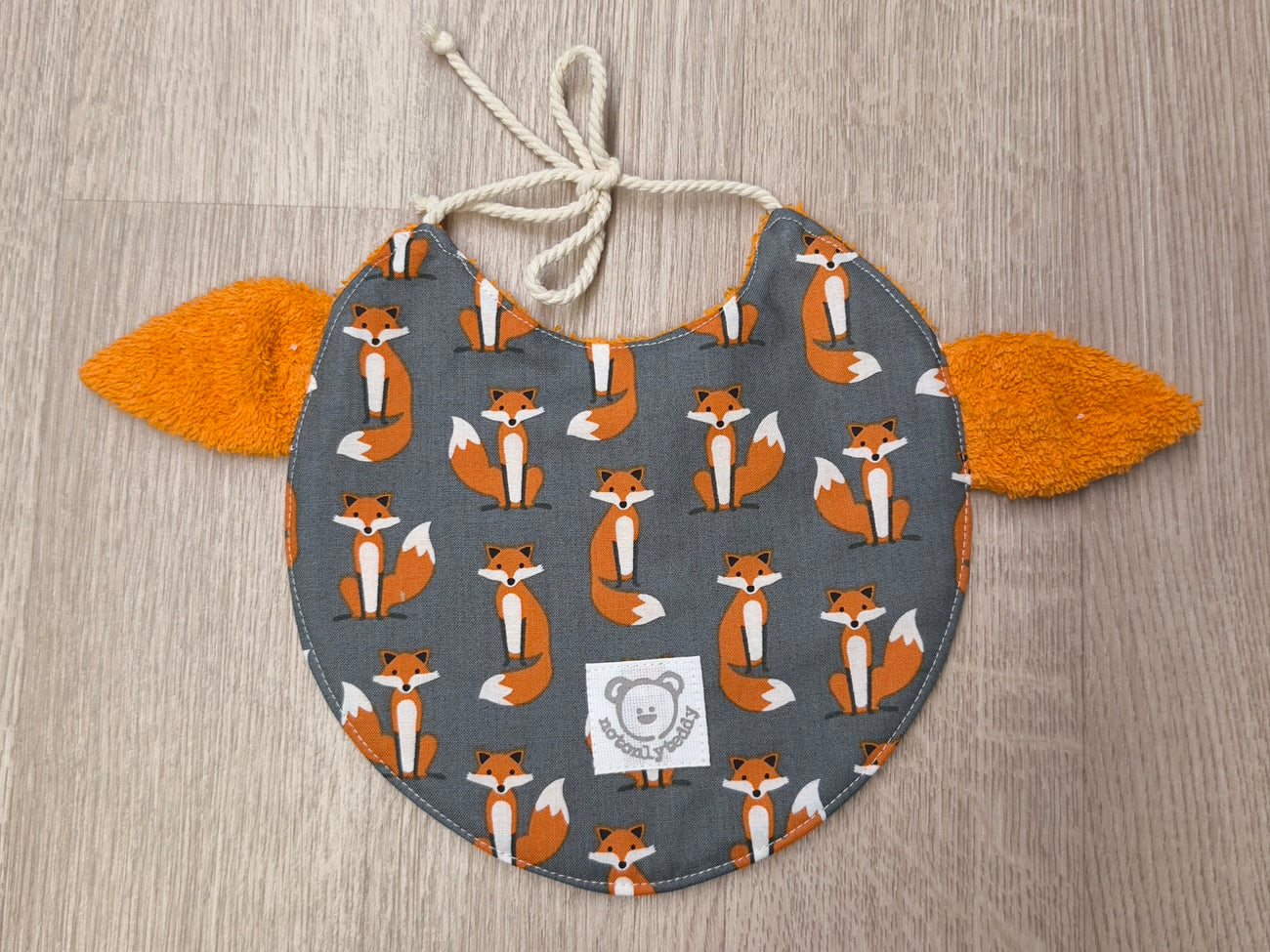 retro di bavaglino per neonato con animaletti, a forma di musetto di volpe
