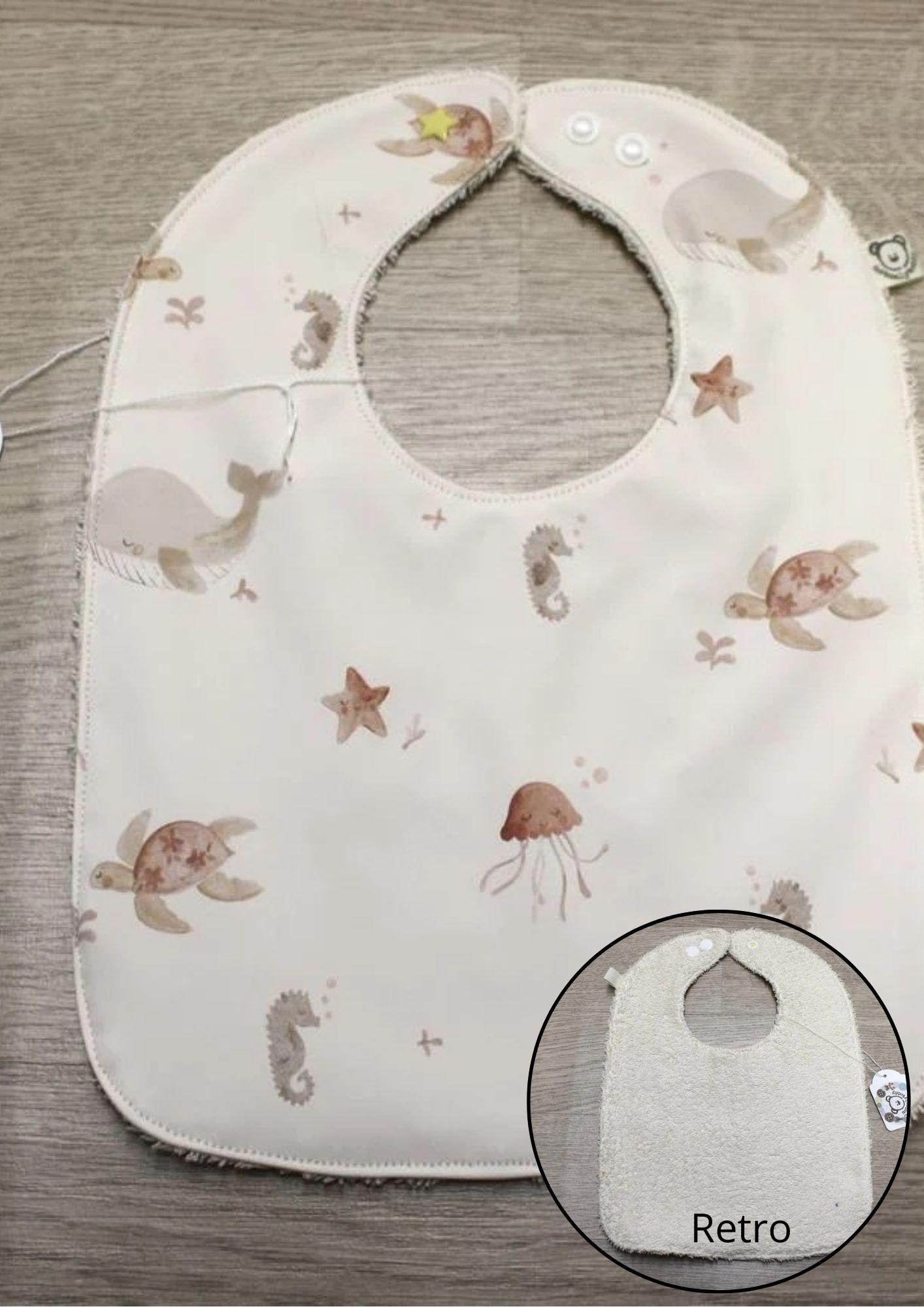 Bavaglino cerato con animaletti marini 🐙🐚🐳- retro in spugna