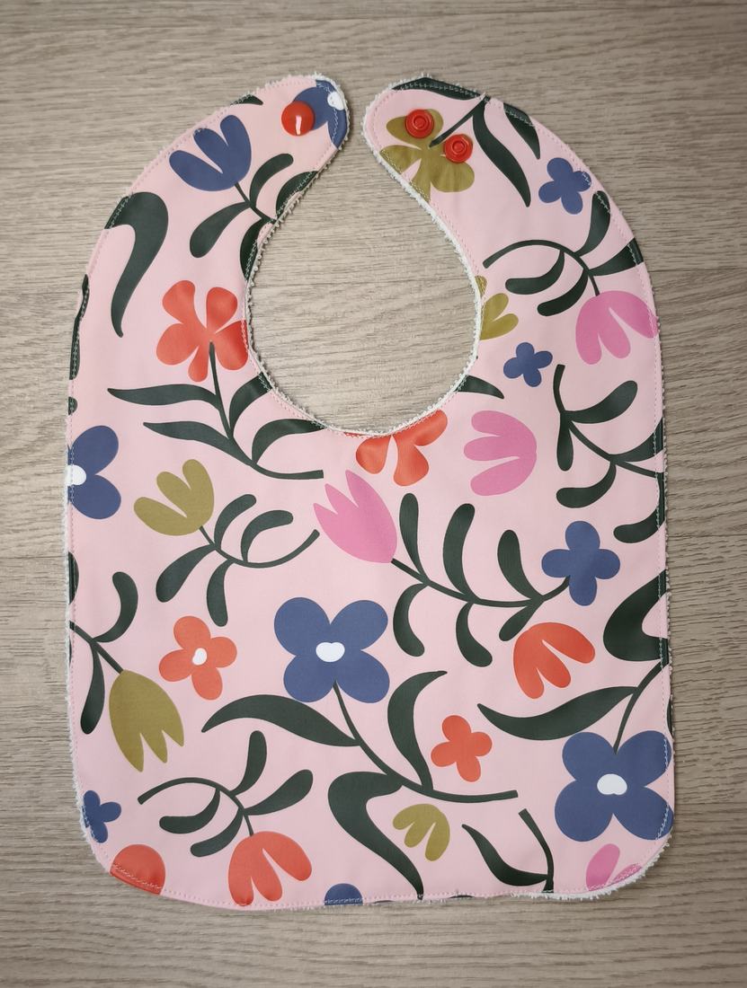 Bavaglino cerato con fiori grandi - retro in spugna