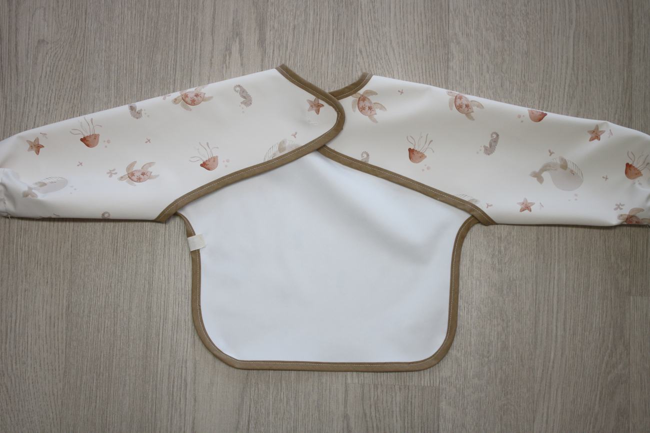 Bavaglino cerato con maniche - animaletti marini