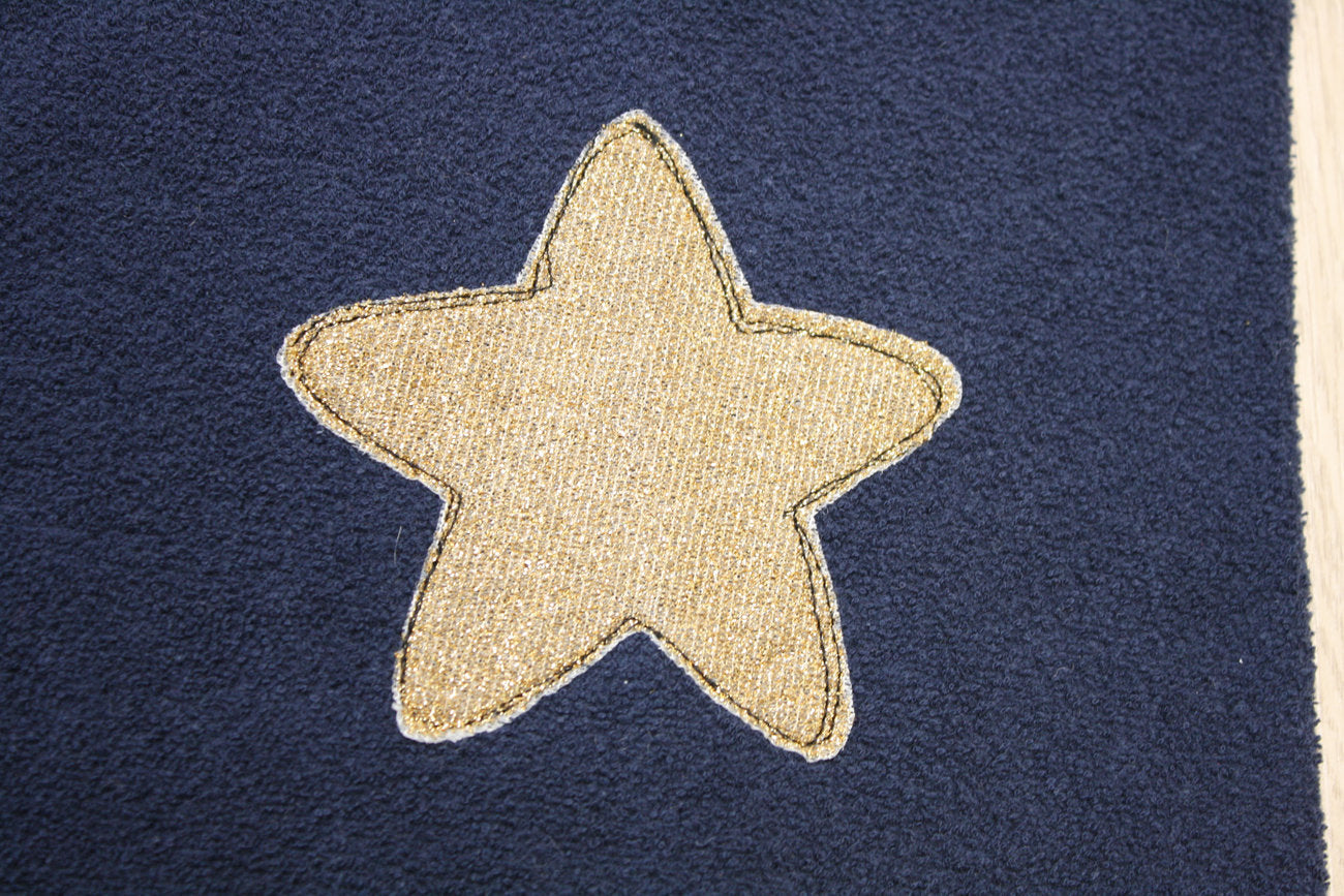 Berretto in felpa blu con pon pon cammello - stella oro glitter 9-12 mesi