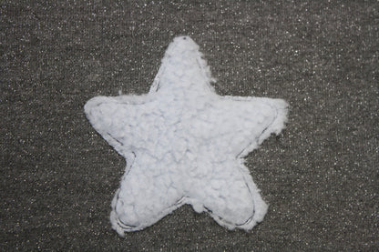 Berretto in felpa calda con nappine - stellina pelosa
