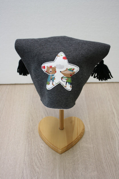 Berretto in felpa grigia con stellina Robin Hood- taglia 6-8 anni