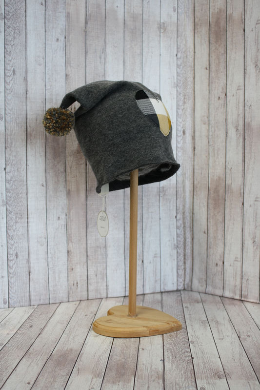 Berretto in felpa grigia con pompon - cuore scozzese - 24-30 mesi