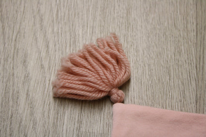 Berretto in felpa rosa con nappine rosa - cuore fiorellini - 18-24 mesi