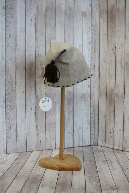 Berretto in jersey knit beige con nappine e bordino marroni - 9-12 mesi