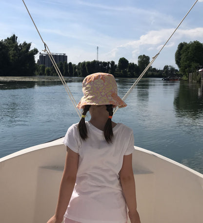 cappellino parasole indossato