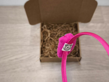 Cerchietto in raso fucsia con fragola