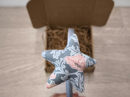 Cerchiello in raso grigio con stellina a fiori Liberty
