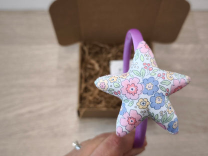 Cerchiello in raso lilla con stellina a fiori