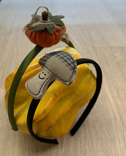 Cerchiello autunnale per capelli da bambina