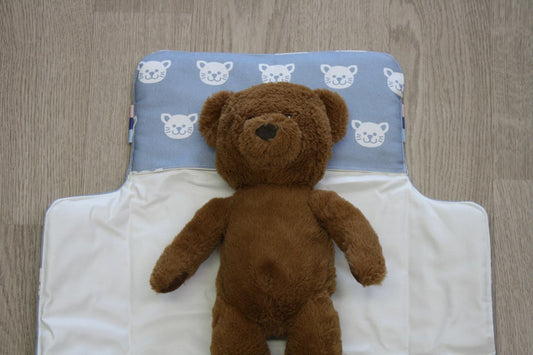 Fasciatoio da viaggio pieghevole con portapannolini – Gattini – personalizzabile