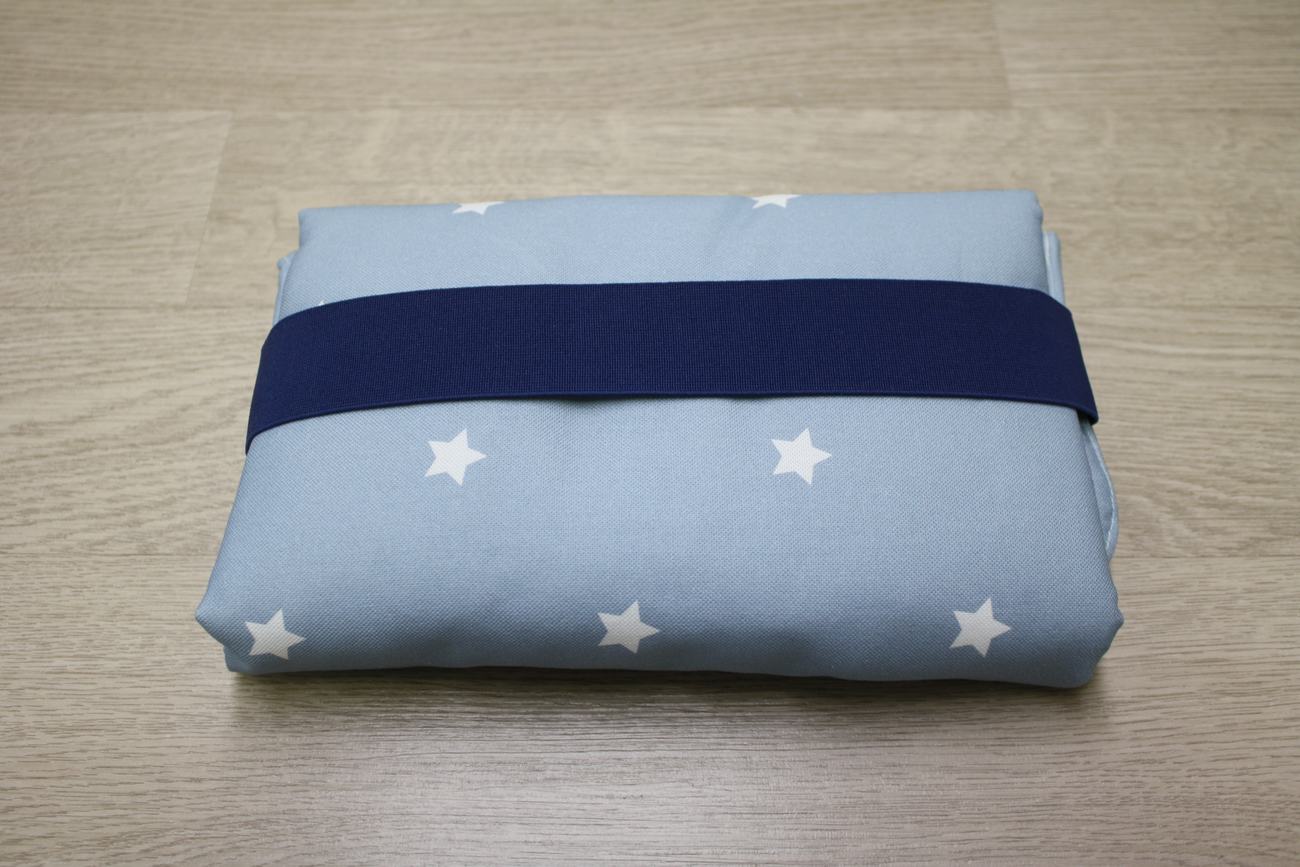 Fasciatoio da viaggio pieghevole con portapannolini – Stelline azzurro con interno cerato - automobiline – personalizzabile