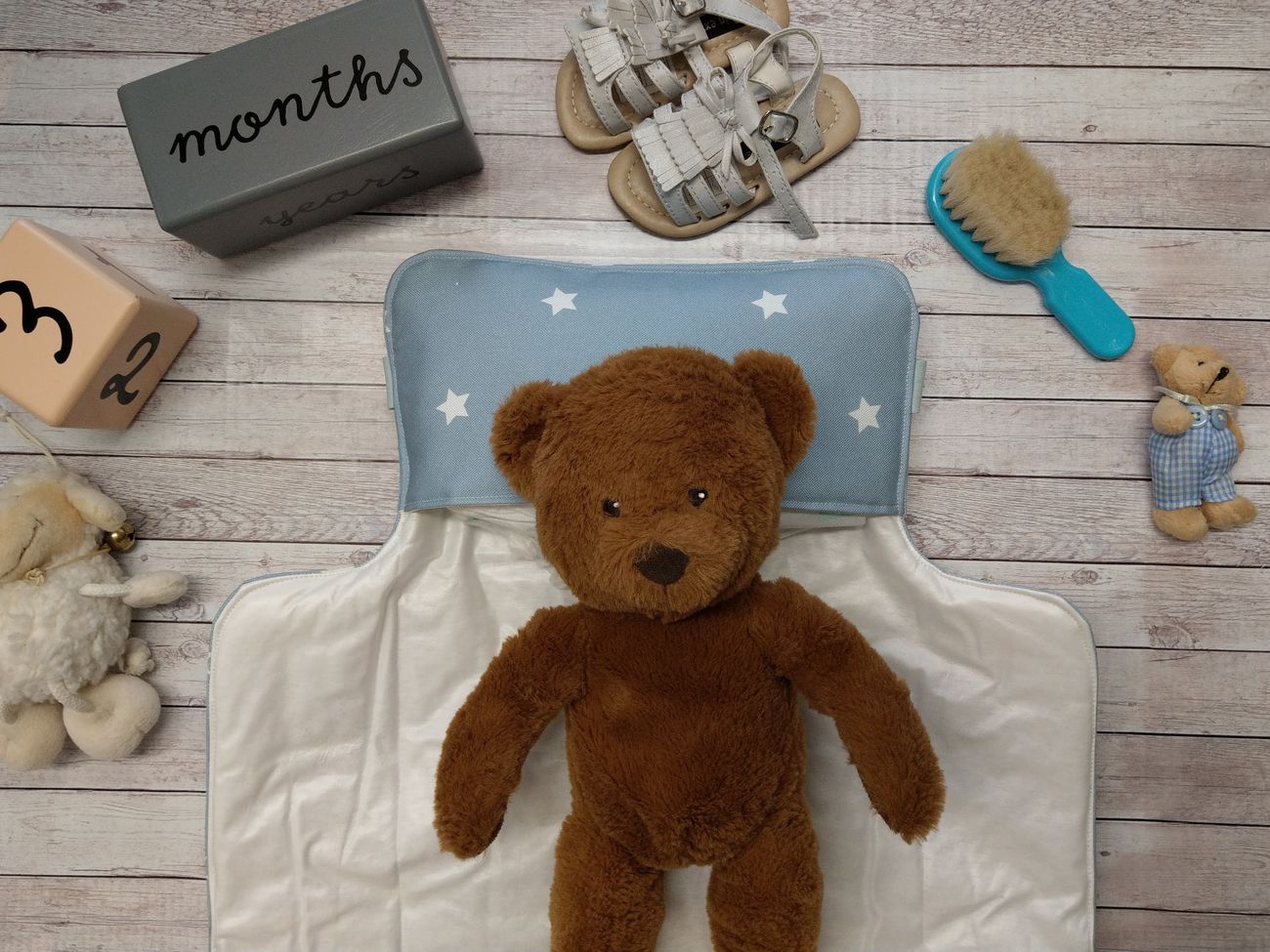 Fasciatoio da viaggio pieghevole con portapannolini – Stelline azzurro – personalizzabile