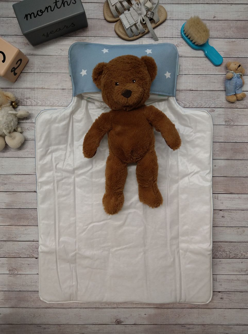 Fasciatoio da viaggio pieghevole con portapannolini – Stelline azzurro – personalizzabile