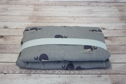 Fasciatoio portatile - Portapannolini blu jeans con piccole balene