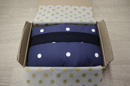 Fasciatoio portatile - Portapannolini blu scuro a pois con interno cerato betoniere