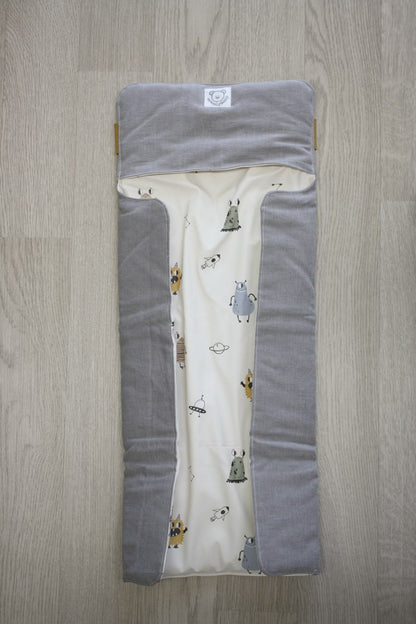 Fasciatoio da viaggio pieghevole con portapannolini – Grigio - interno alieni – personalizzabile