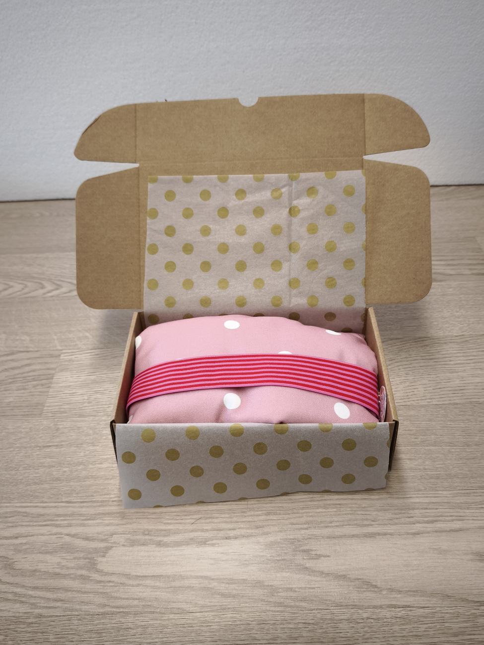 Fasciatoio da viaggio pieghevole con portapannolini – Rosa pois – personalizzabile