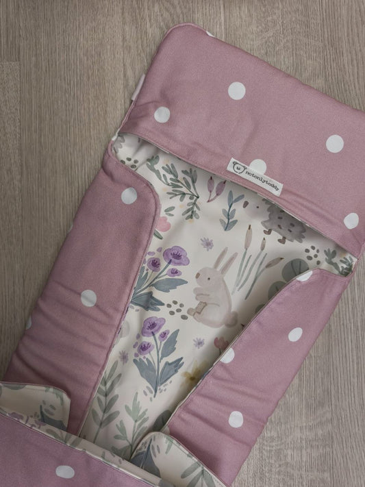 Fasciatoio da viaggio pieghevole con portapannolini – Rosa pois – animali - personalizzabile