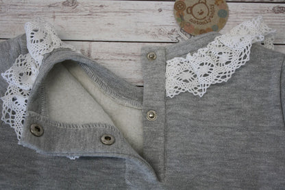 Felpa grigia glitterata con colletto di pizzo e Ballerina - taglia 3-4 anni