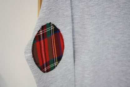 Felpa grigia con toppe scozzesi - taglia 4-5 anni